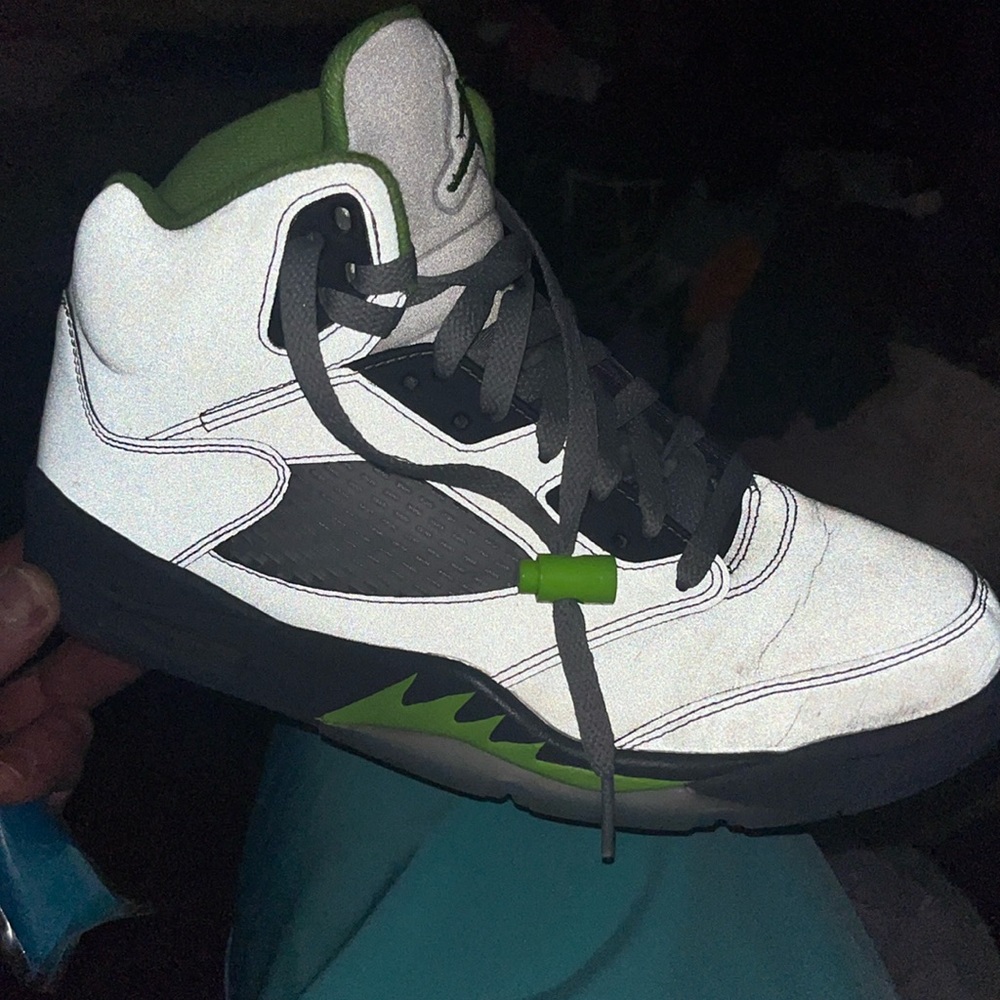 Never been wore lost the box tho